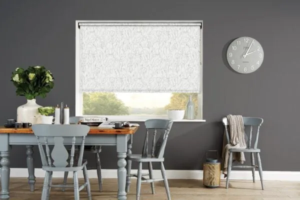 Sweet Pea Dew Roller Blind - Image 4